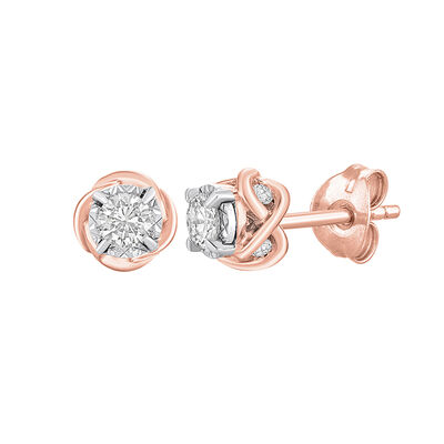 Diamond Cluster Stud Earrings with Illusion Settings in 10K Gold (1/4 ct. tw.)