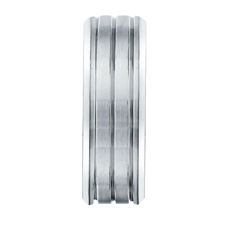 Men&#39;s Grooved Band in Titanium, 8MM