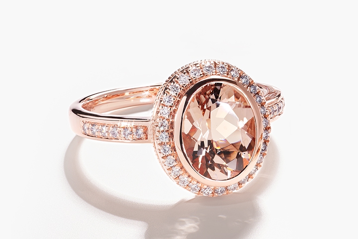 Morganite engagement rings