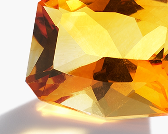 loose citrine gemstone