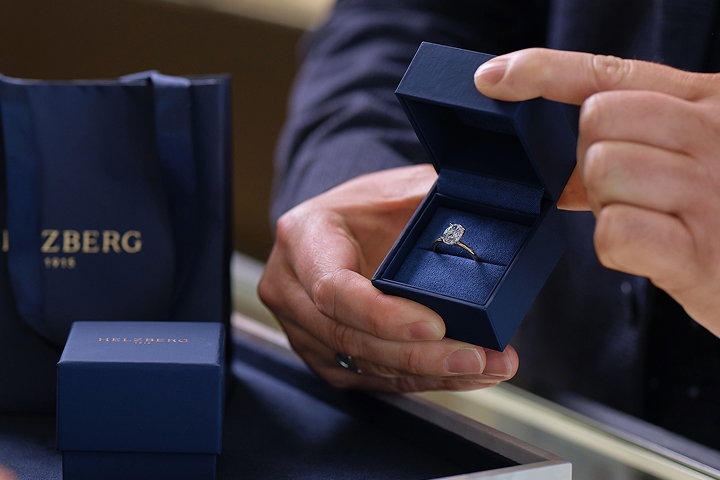 Engagement ring buying guide