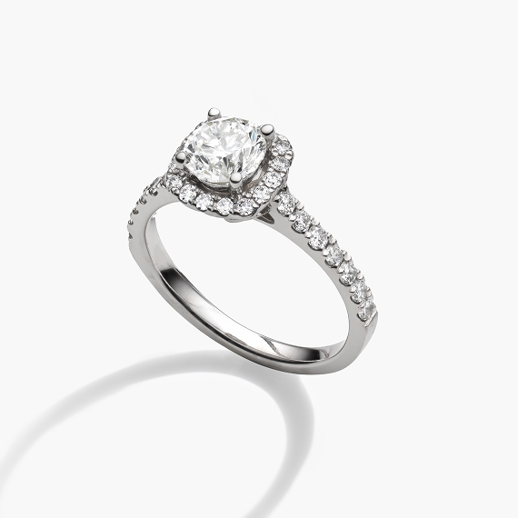 Halo engagement rings